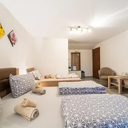 Zunama Guest house